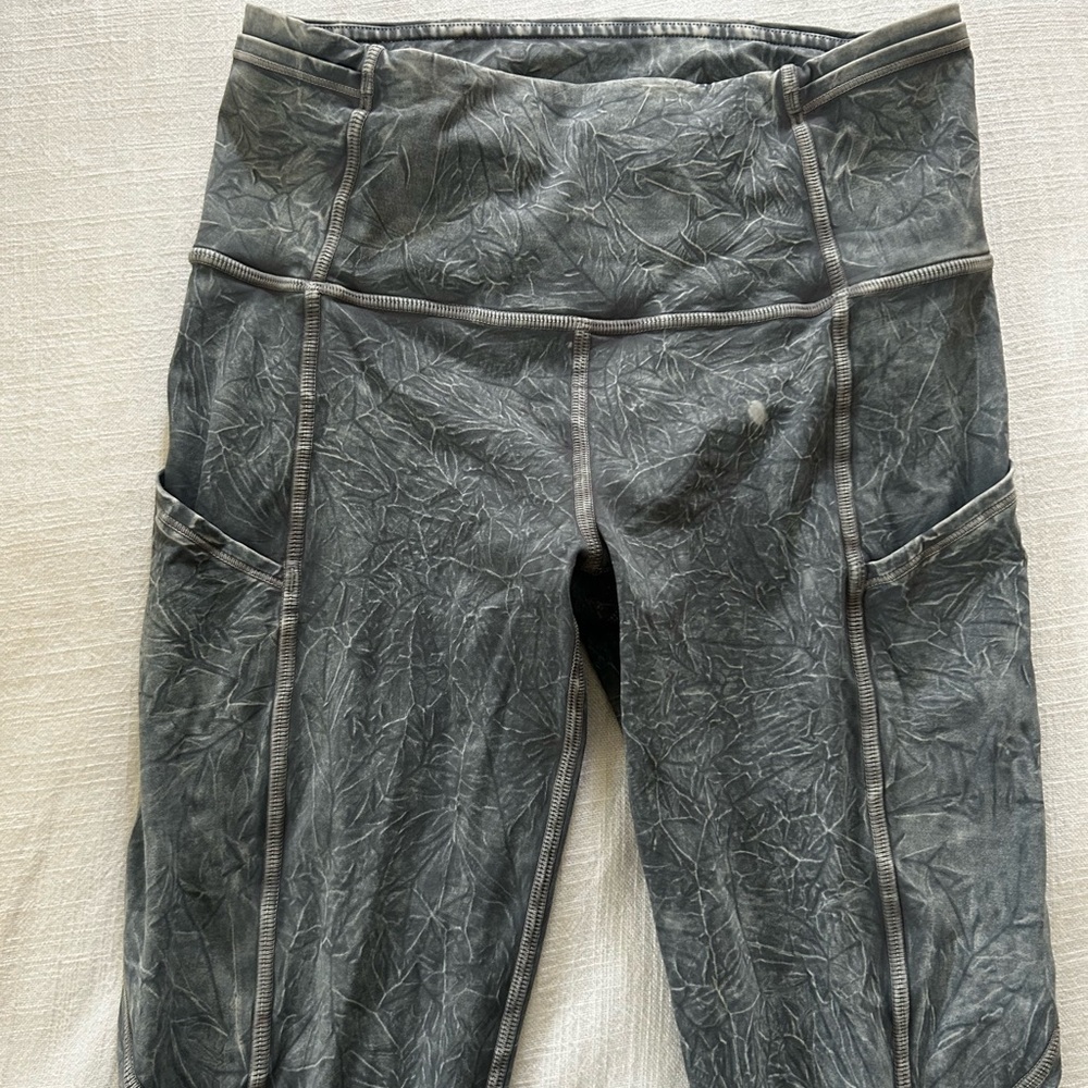 Lululemon Fast and Free High Rise Tight Leggings Size4